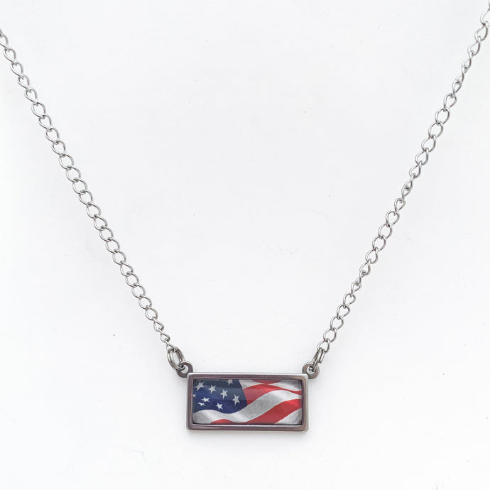 stainless steel USA patriotic flag bar necklace